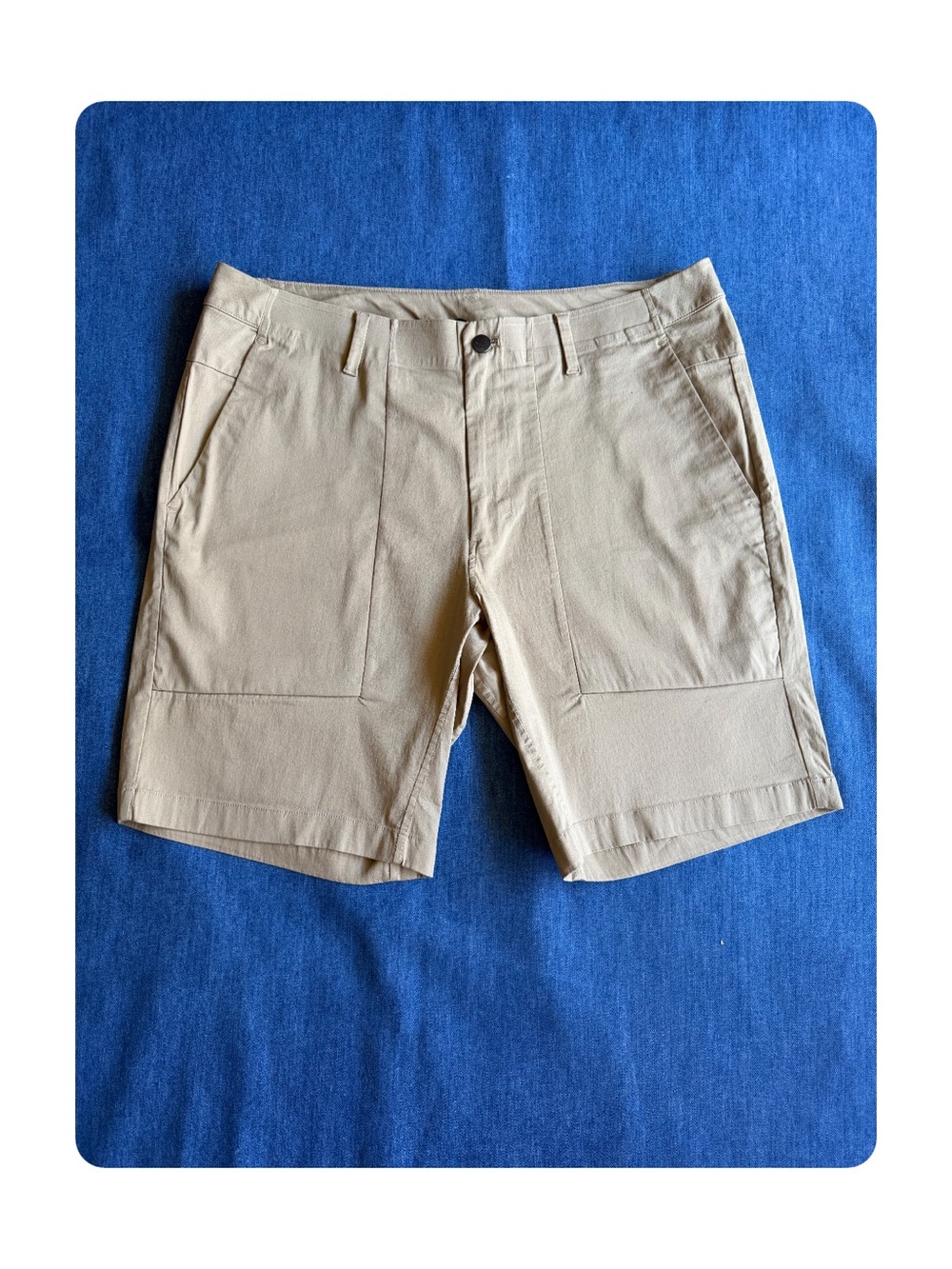 ★ Lululemon Weekender Elevated Basic Casual Shorts in Desert Sand Size 36 ★